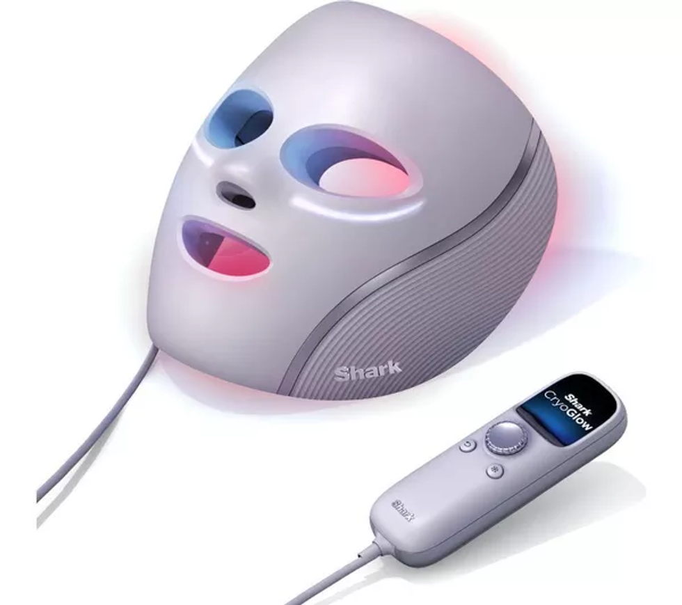 The Shark CryoGlow under-eye cooling LED anti-ageing and blemish repair mask