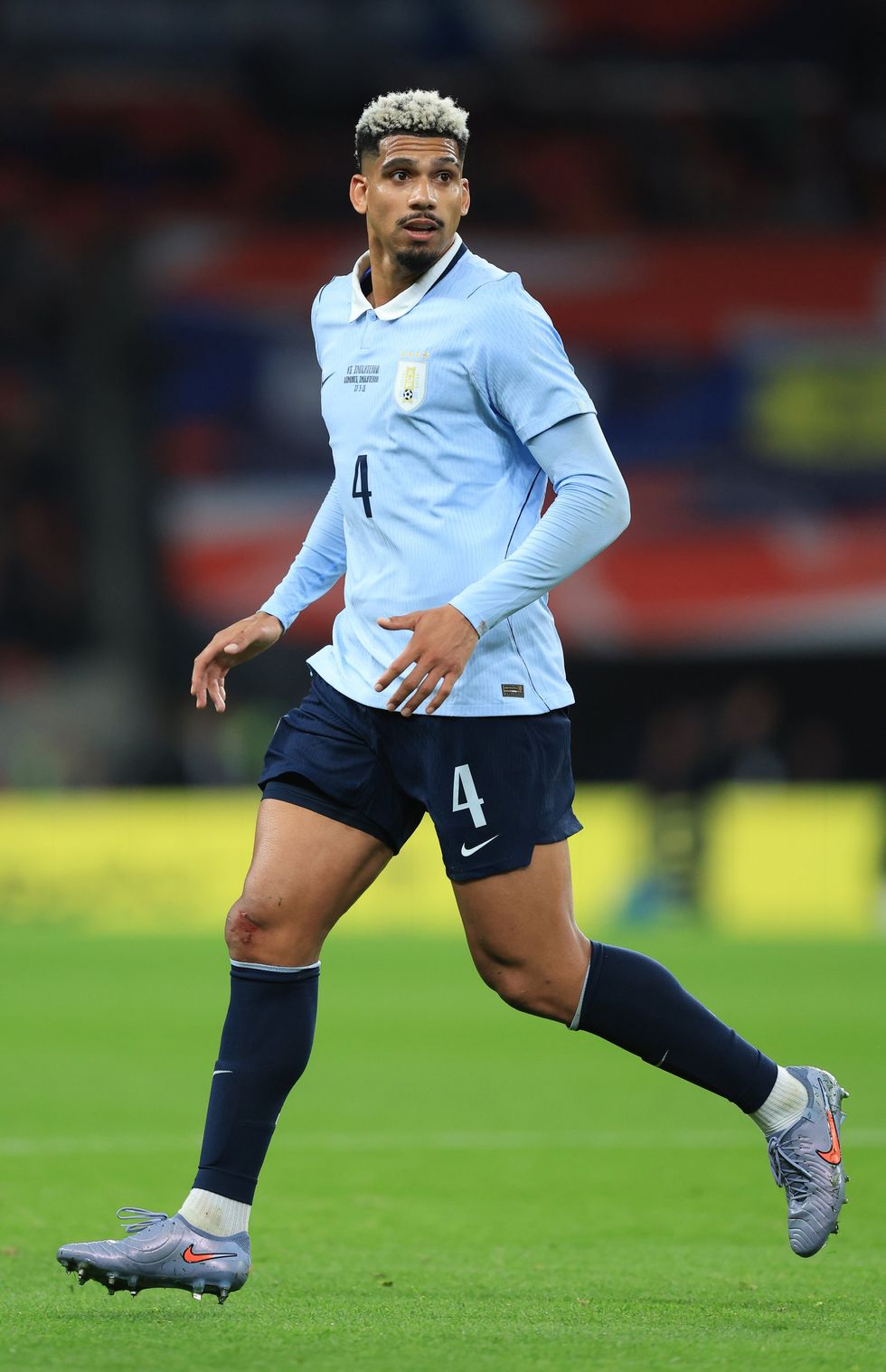 The shoulder budge was also visible in Uruguay's recent match with England at Wembley
