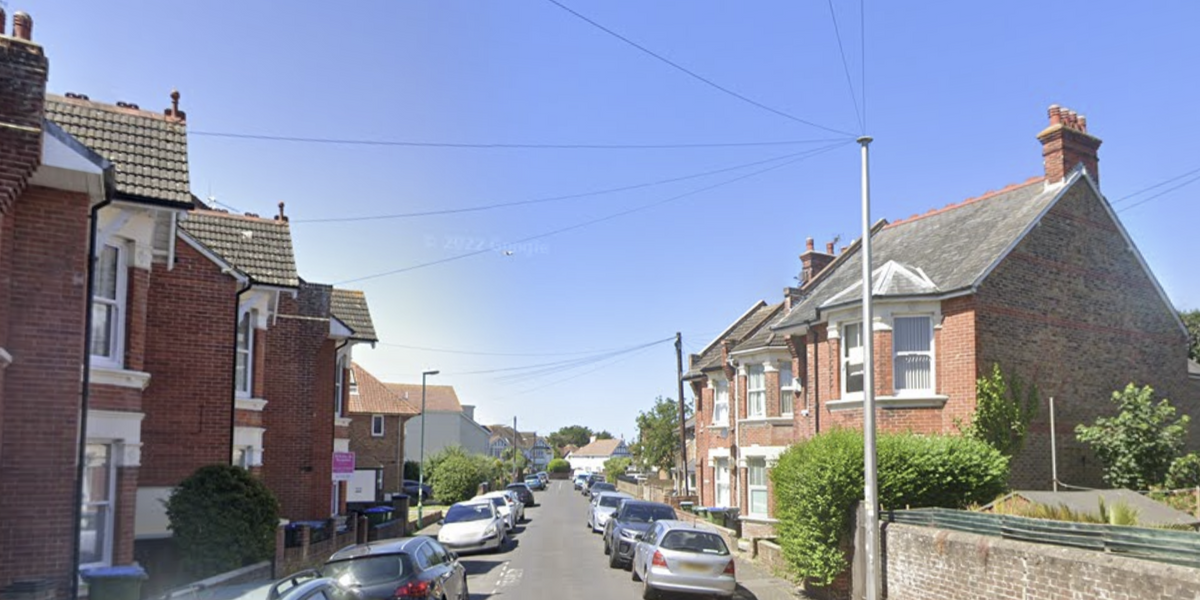 NextImg:Several people have 'noxious substance' thrown on them in horror attack burglary