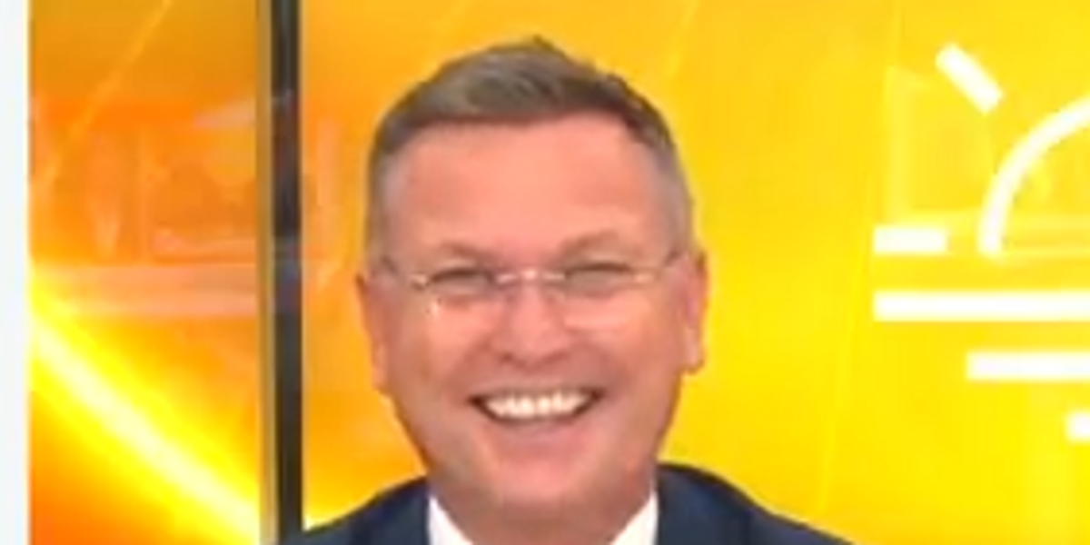 NextImg:The touching moment Stephen Dixon is reunited with an old friend live on GB News