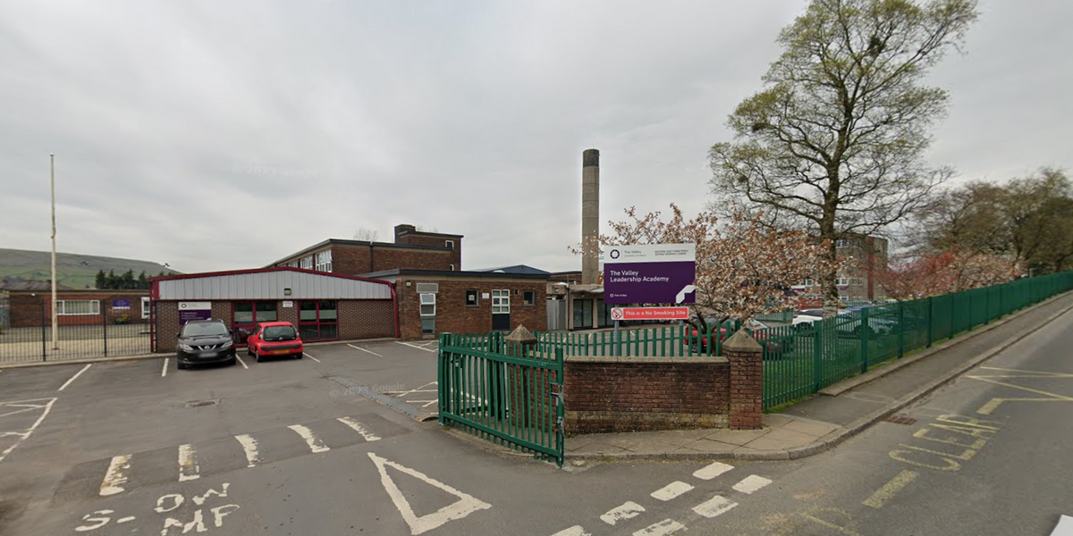 NextImg:British pupils to be taught by teacher who lives more than 300 miles away