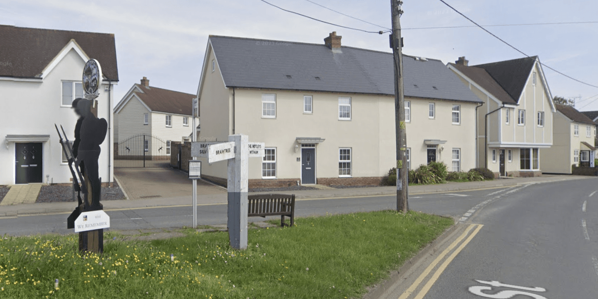 Planning row turns village into ‘Wild West’ as new housing development sparks surge in lorries flooding through Planning row turns village into ‘Wild West’ as new housing development sparks surge in lorries flooding through