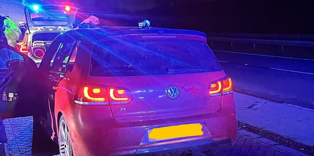Police seize VW after ‘lengthy’ 145mph chase as driver ‘filmed the pursuit’ Police seize VW after ‘lengthy’ 145mph chase as driver ‘filmed the pursuit’