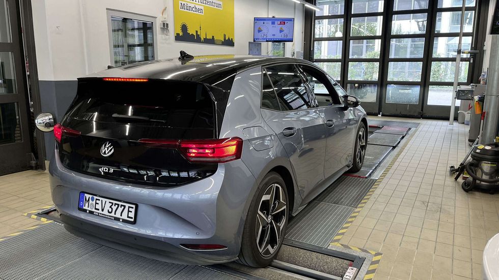 The Volkswagen ID.3 lost just eight miles of battery range after 170,000km of testing