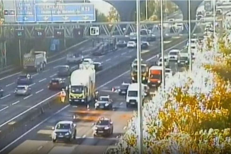 There are around nine miles of delays on the approach to Heathrow Airport
