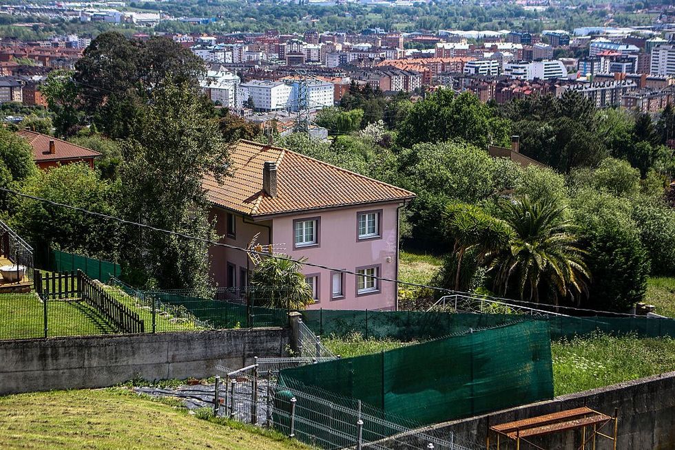 This picture shows the house where a couple held their children captive \u200b