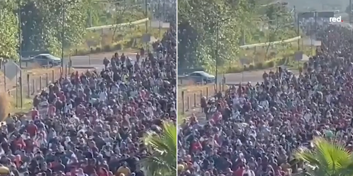 NextImg:Migrants demand ‘exodus from poverty’ as thousands descend on US border