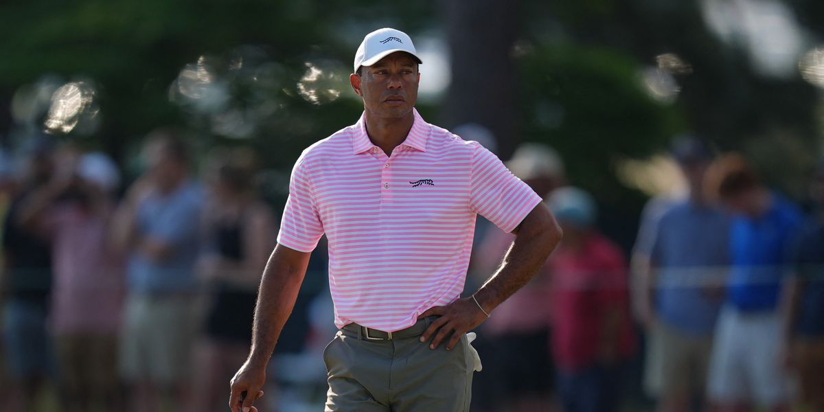 NextImg:Tiger Woods causes frenzy in US Open first round as Phil Mickelson's woes continue