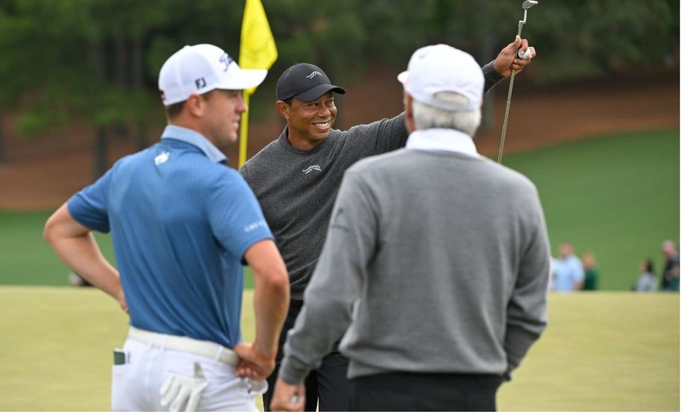 Tiger Woods leaves Masters fan's hand 'throbbing' after launching ball ...