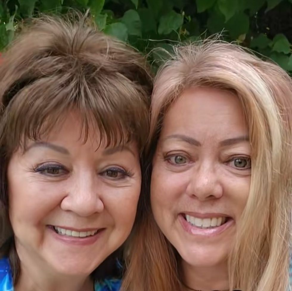 TikTok creator @healtochange (right) and her mum (left)