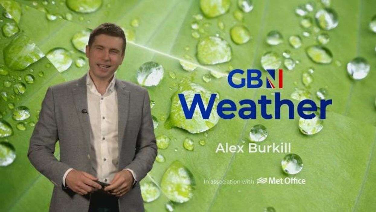 UK weather: Mercury to SHOOT up to 30C as Britain set to see scorcher 'start to summer'