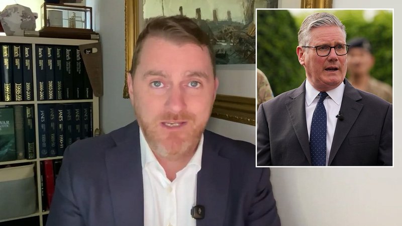 Tom Sharpe, Keir Starmer