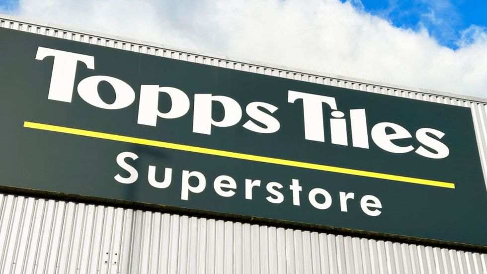 Topps Tiles store