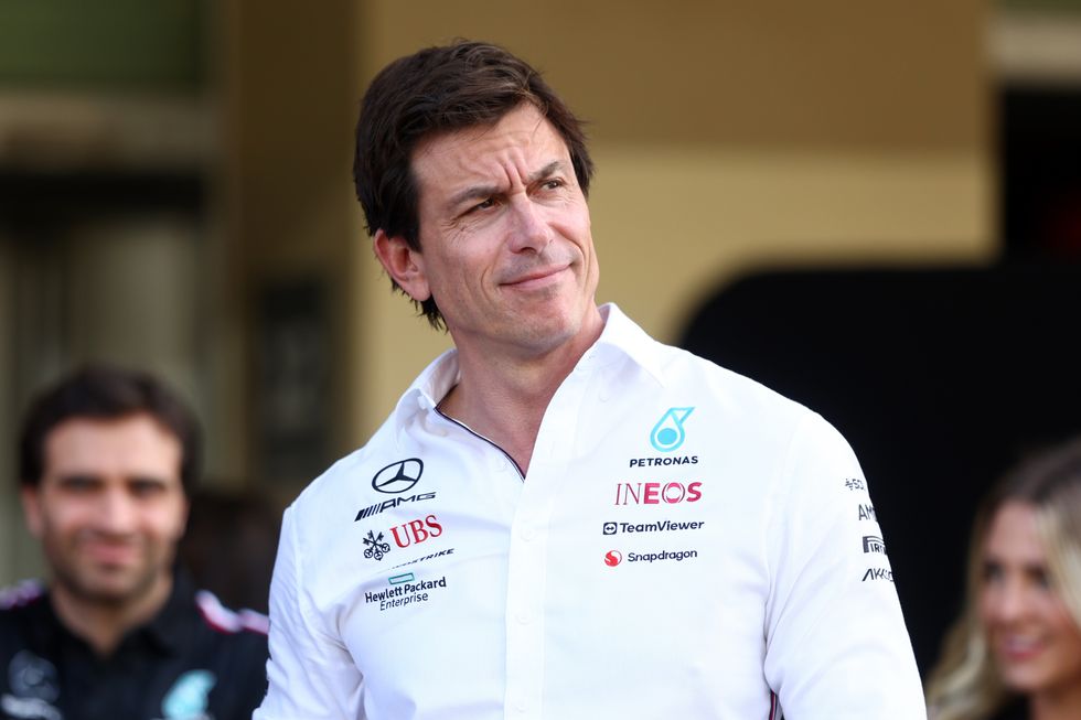 Toto Wolff has time to find Lewis Hamilton's replacement