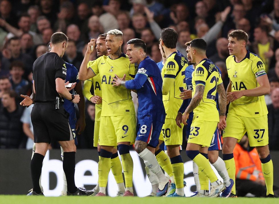 Tottenham and Chelsea put on a typically combative clash in a proper London derby