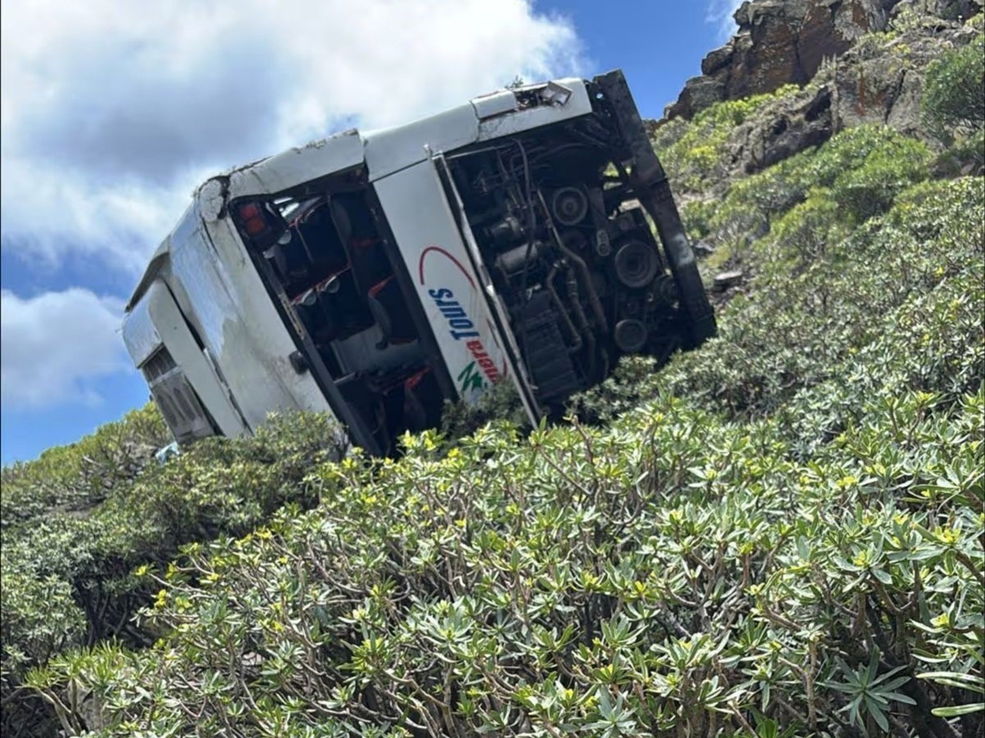 Tourist bus crashes in Canary Islands
