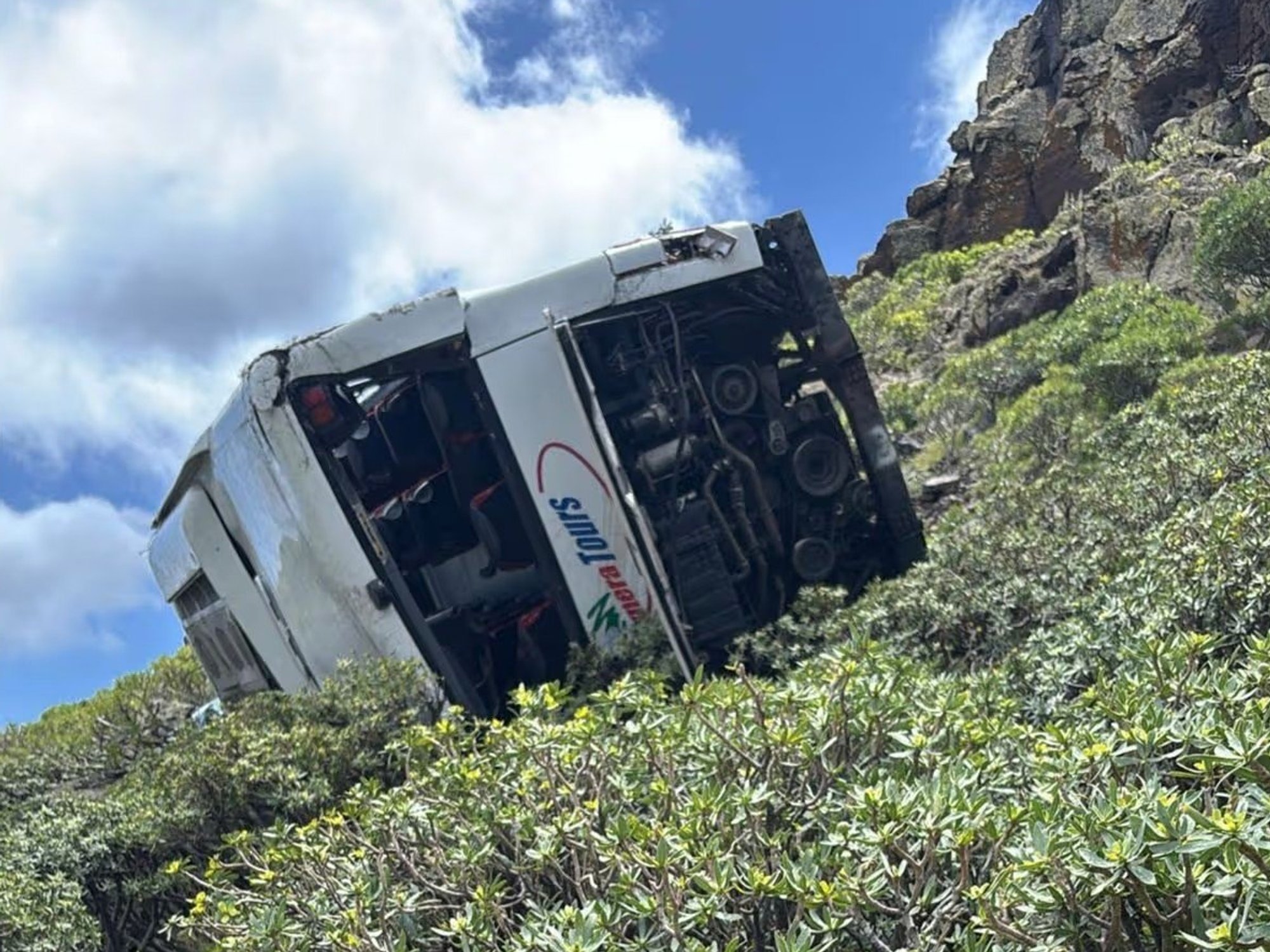 Tourist bus crashes in Canary Islands