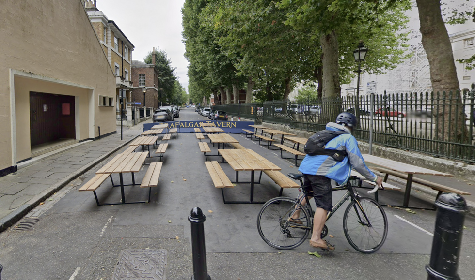 Trafalgar Tavern seating
