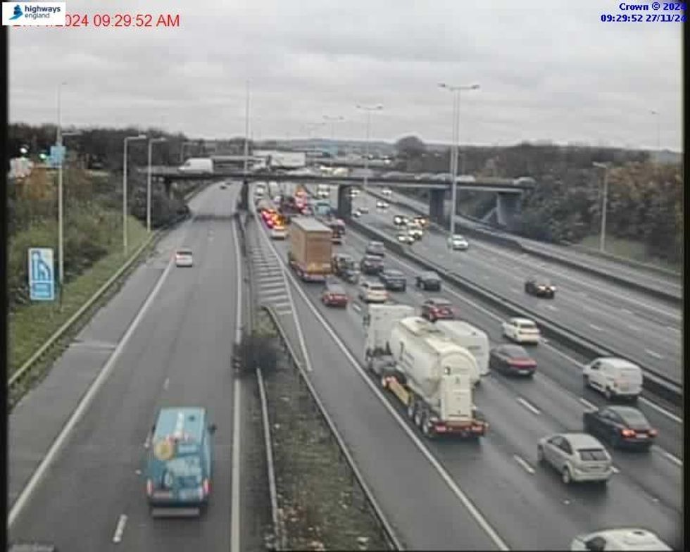 Traffic along the M25