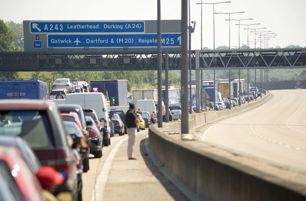 Traffic on M20