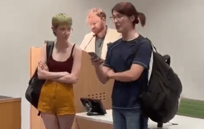 Trans activists disrupt lecture at Oxford