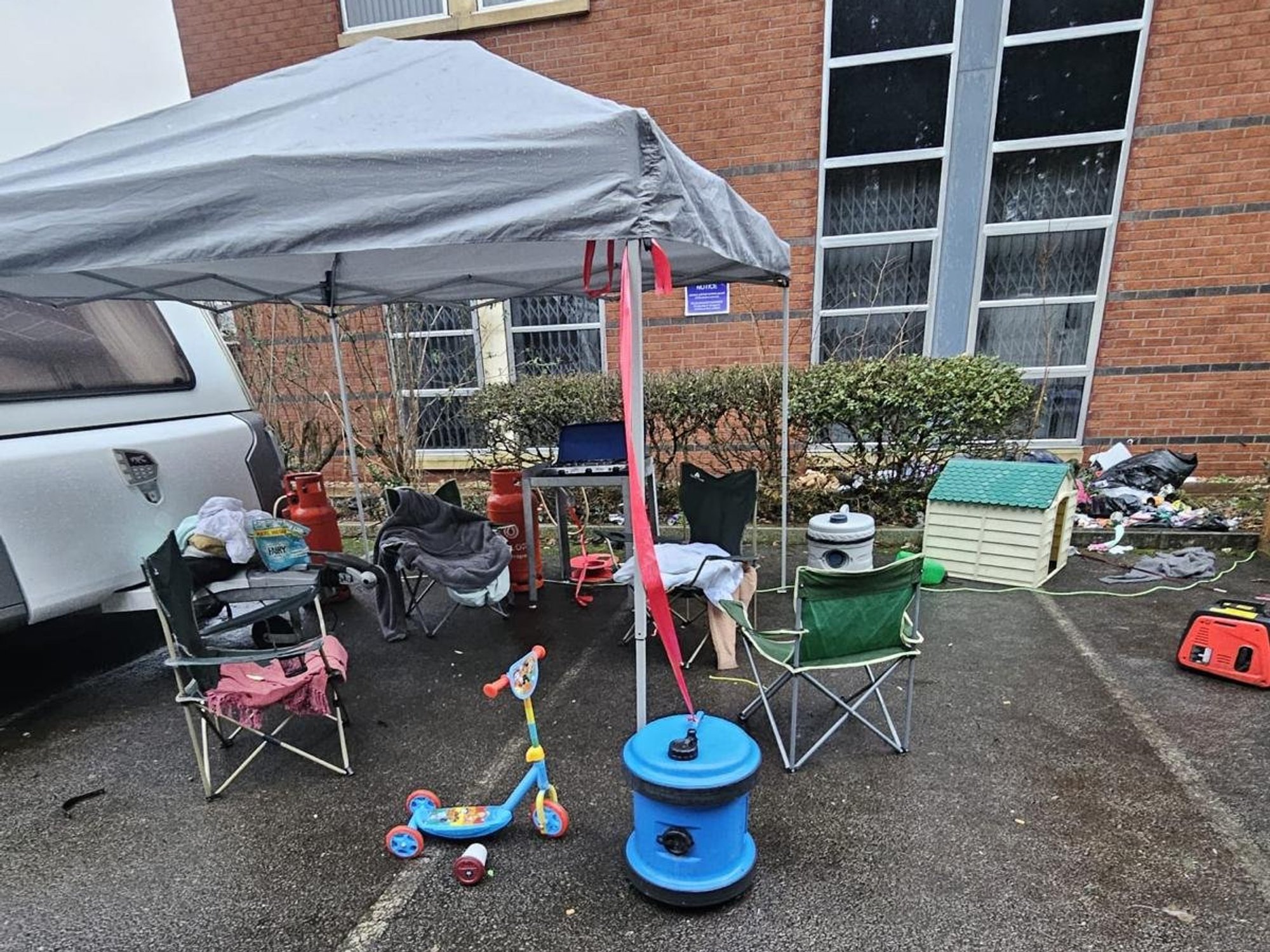 Travellers descend on Nottingham business park