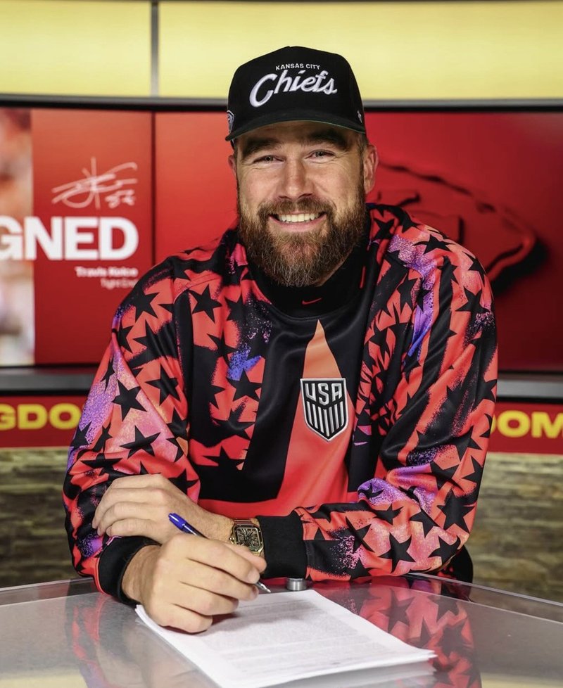 Travis Kelce signs shock deal with Kansas City Chiefs after making  retirement decision