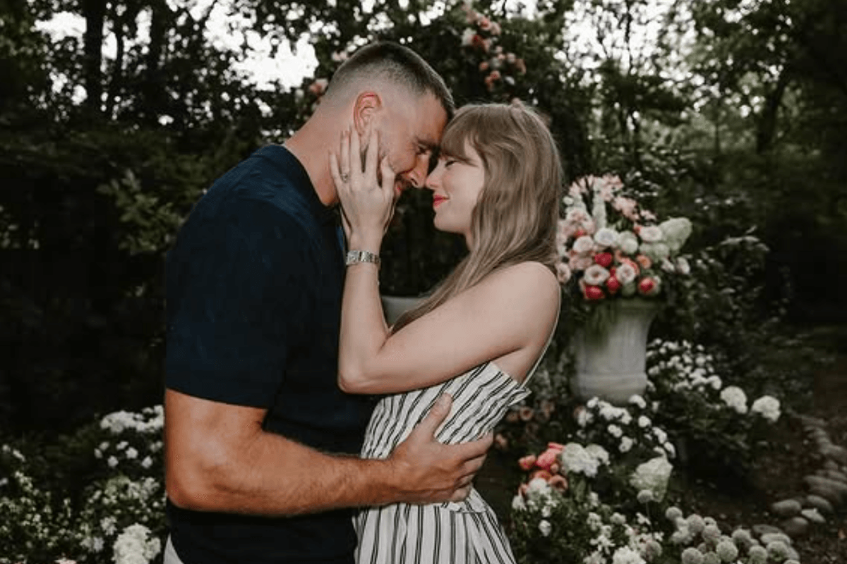 Travis Kelce, Taylor Swift