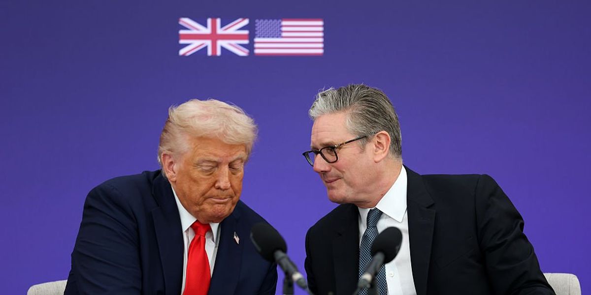 Donald Trump mocks Keir Starmer with scathing impersonation as he launches blistering attack on Navy Donald Trump mocks Keir Starmer with scathing impersonation as he launches blistering attack on Navy