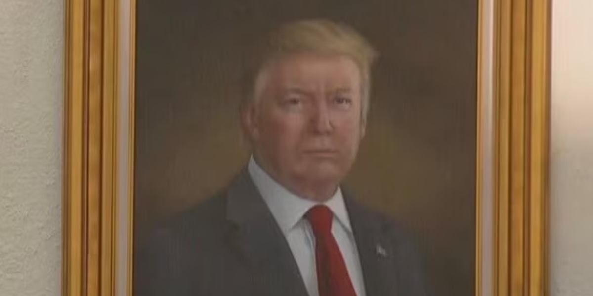 NextImg:Donald Trump demands ‘truly worst’ portrait of himself to be taken down as president slams British artist who 'must have lost her talent'