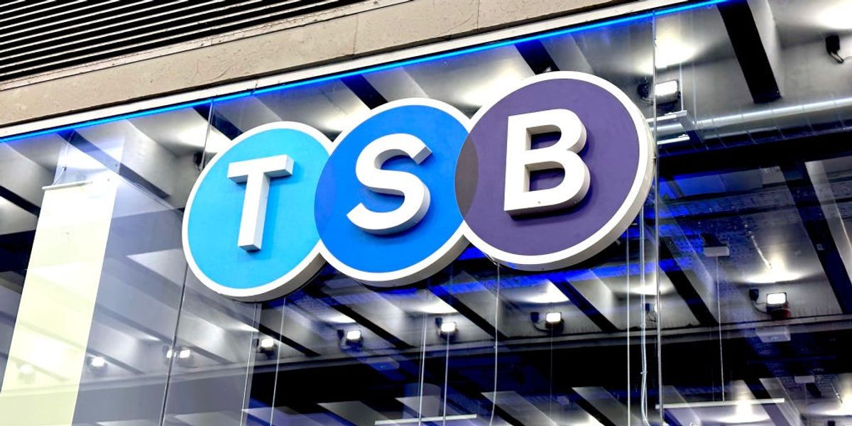 TSB offers new customers up to £310 for switching accounts - but ...