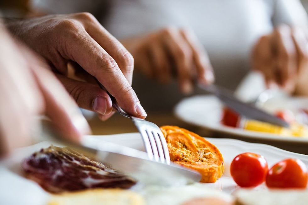 TUCKING INTO ENGLISH BREAKFAST