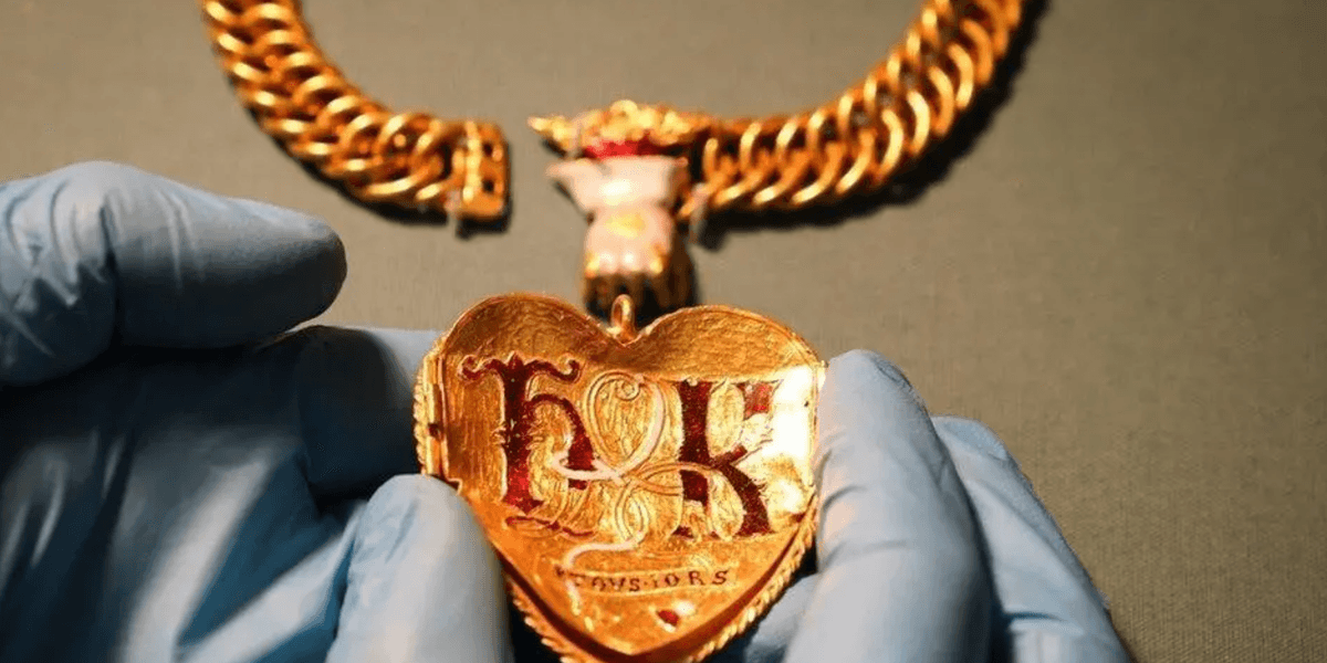 British Museum raises £3.5million to save gold pendant linked to royals British Museum raises £3.5million to save gold pendant linked to royals