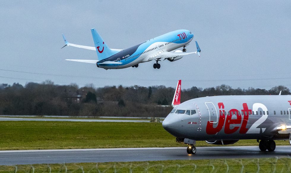 Tui flight taking off