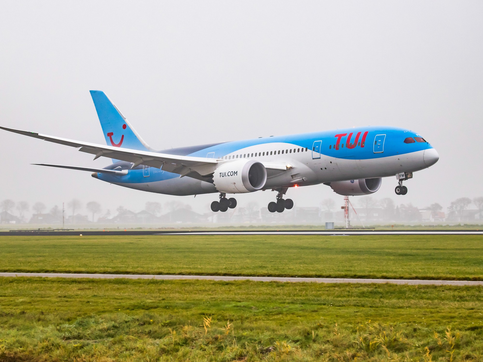 Bank of England to keep interest rates at 4.5% as UK economy faces 'fog ...