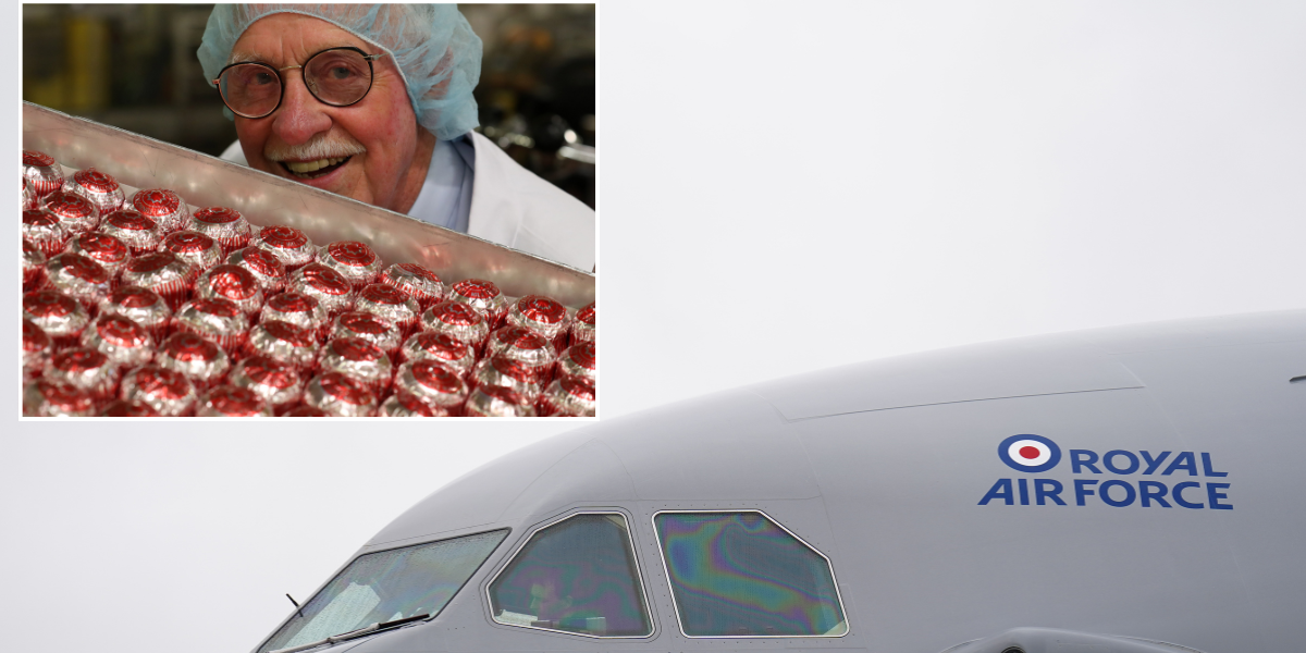 NextImg:Tunnock's Tea Cakes RAF ban finally lifted 60 years after they were prohibited following cockpit explosion