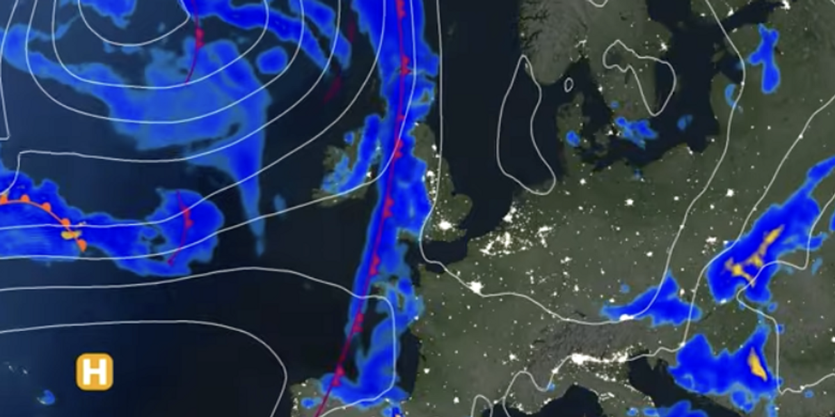 NextImg:UK weather: Frenzied Atlantic cyclones to bring heavy downpours as Britain braces for 3-day barrage