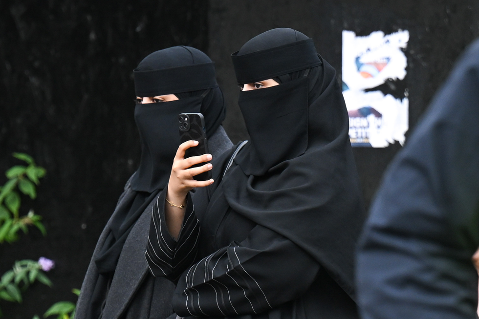 Two women wearing niqabs in Bournemouth