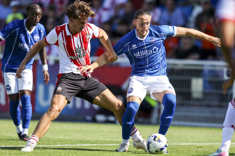 Tyler Dibling, Archie Harris