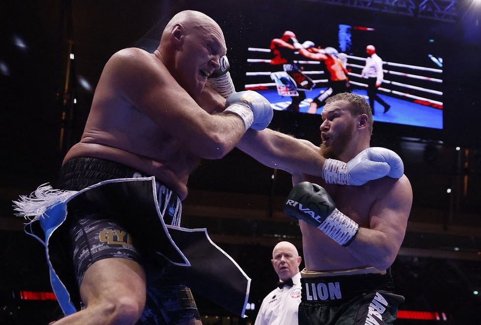 Tyson Fury and Arslanbek Makhmudov brawled it out in a real slug fest