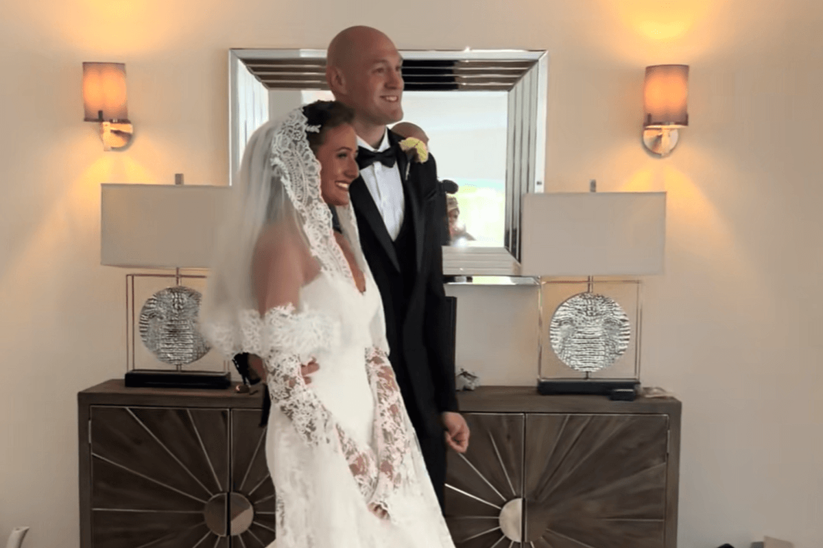 Tyson Fury and Venezuela on her wedding day