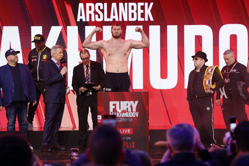 Tyson Fury will face Arslanbek Makhmudov at Tottenham Hotspur Stadium