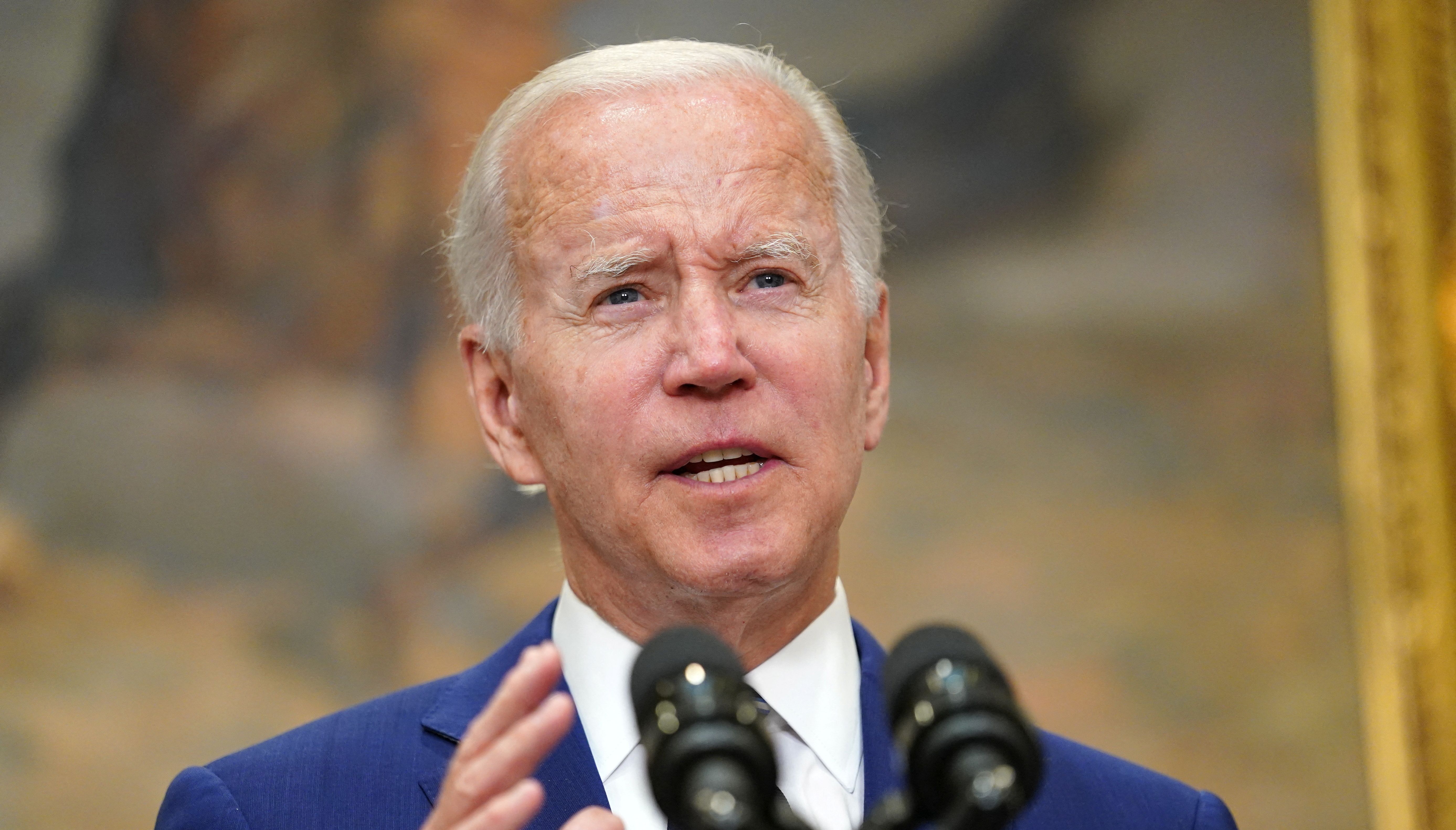 U.S. President Joe Biden speaks about U.S. vaccination progress following a visit to a District of Columbia Department of Health (DC Health) coronavirus disease (COVID-19) vaccination clinic, during remarks in the Roosevelt Room at the White House in Washington, U.S., June 21, 2022. REUTERS/Kevin Lamarque