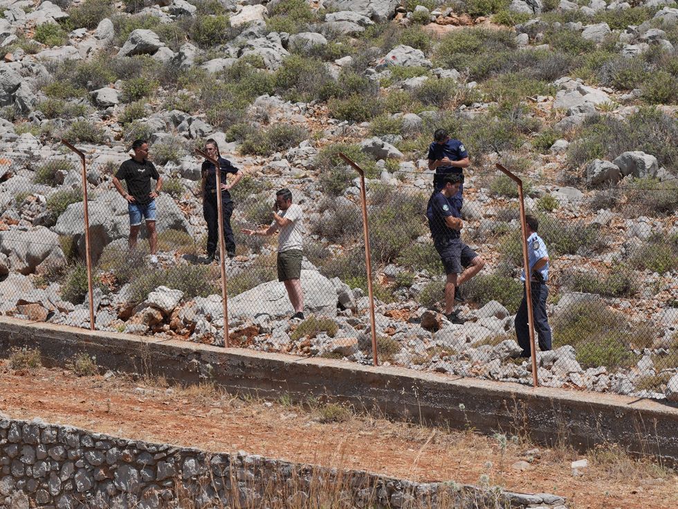 \u200b\u200bMichael Mosley: A body was found near a fence