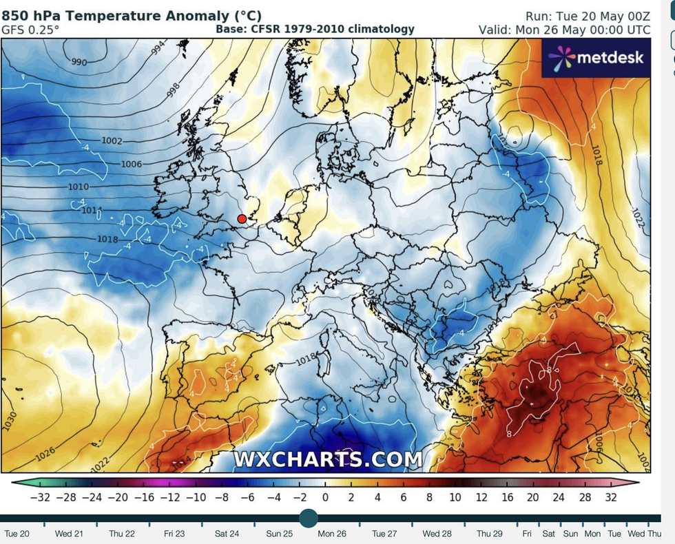 \u200b\u200bWX Charts map also shows temperatures dropping over same period