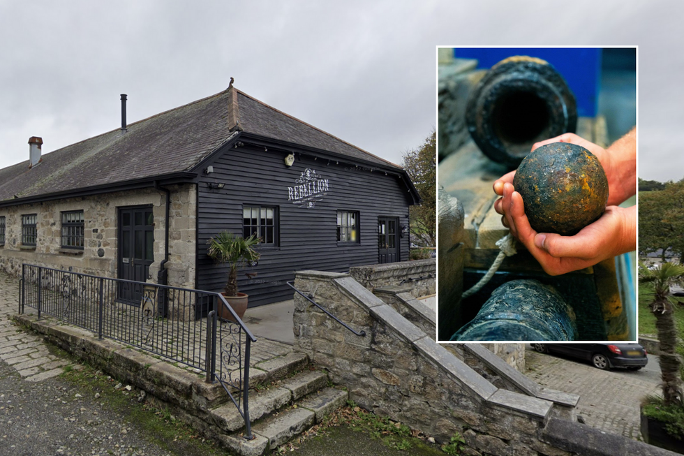 \u200bA cannonball and cannon were two of the protected items