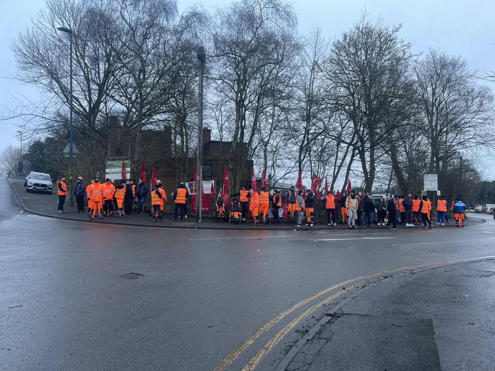 \u200bBirmingham bin workers