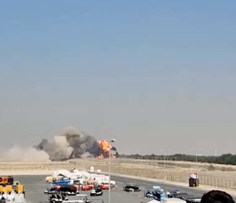\u200bBlack smoke and fire seen directly after the crash