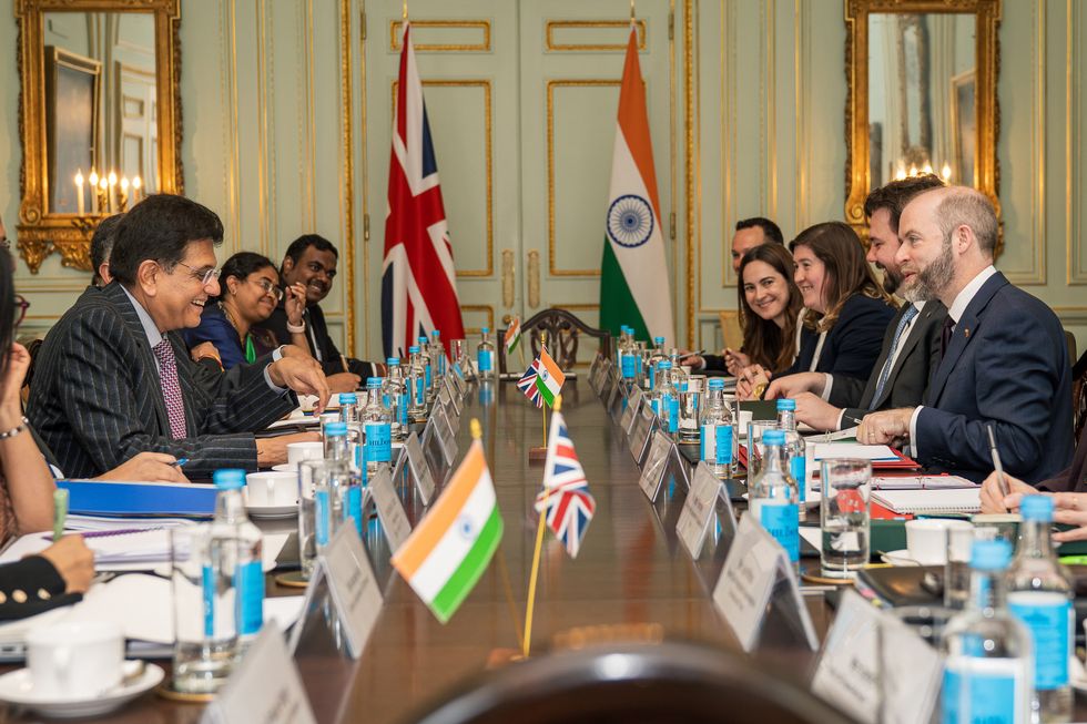 u200bBusiness and Trade Secretary, Jonathan Reynolds with Indian Minister of Commerce and Industry, Piyush Goyal with others