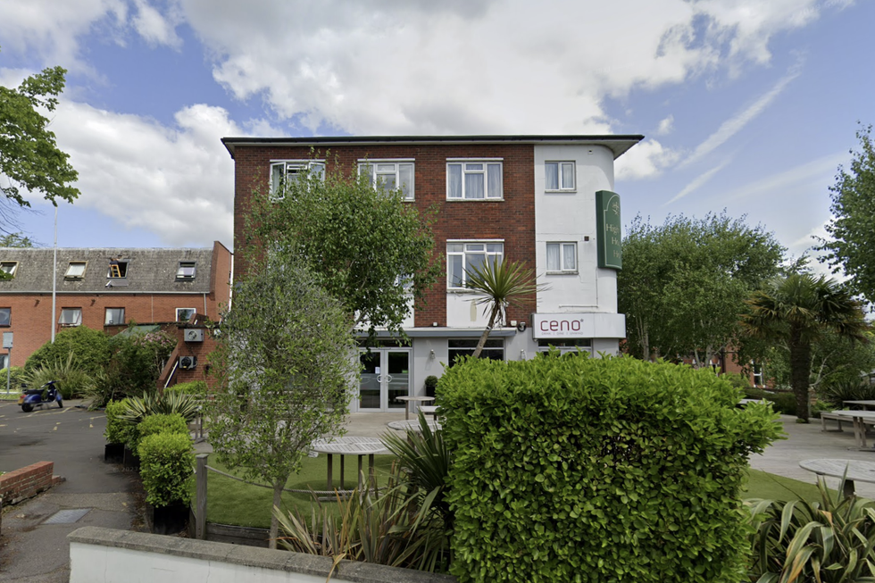 \u200bCeno Bar and Restaurant